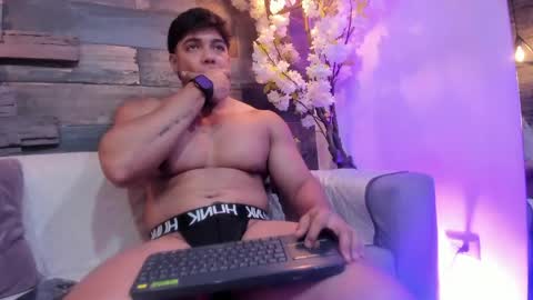 Snapshot of jacobstonne chatting on 05-24-26, 11:48 Jacob Stonne online show from 05-24-26, 11:48