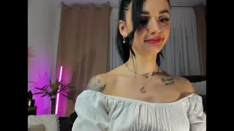 Snapshot of jacquelinehex chatting on 05-09-26, 02:50 Jacqueline online show from 05-09-26, 02:50