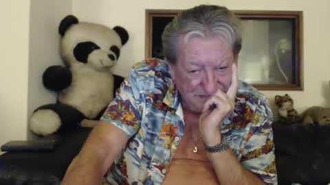 Snapshot of jacques_de_france chatting on 09-27-25, 04:06 Jacques online show from 09-27-25, 04:06