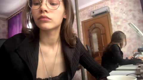 Sarah online show from 02-12-26, 12:00