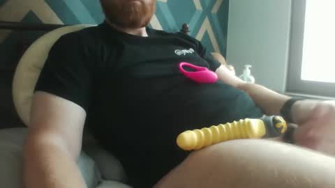 Snapshot of jacuzzi90 chatting on 05-03-26, 02:01 jacuzzi90 online show from 05-03-26, 02:01