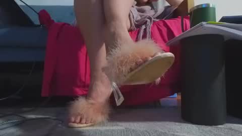 Snapshot of jada_lovelace chatting on 12-27-24, 04:47 JL online show from 12-27-24, 04:47