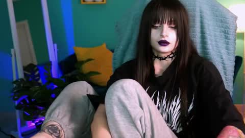 Snapshot of jade_castle chatting on 03-07-25, 05:18 jade_castle online show from 03-07-25, 05:18