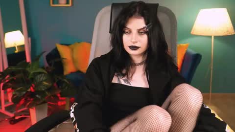 jade_castle online show from 04-18-26, 07:07