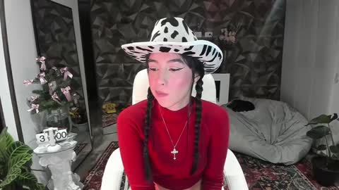 Jade  independent model online show from 12-07-24, 10:45