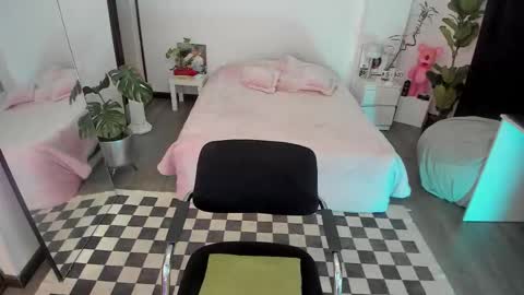 Jade  independent model online show from 03-26-26, 10:54