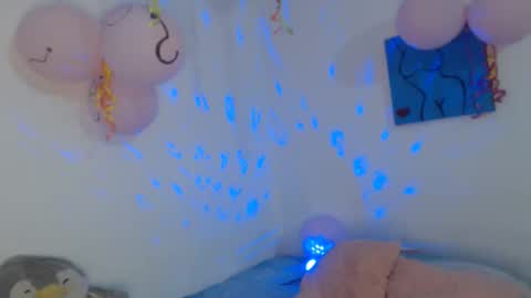 Jade Watson online show from 11-13-25, 04:33