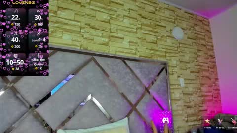 jade white  online show from 01-15-26, 01:26