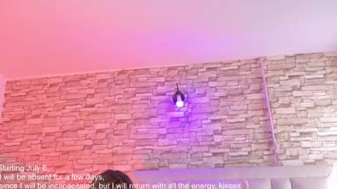 jade white  online show from 06-24-26, 01:10