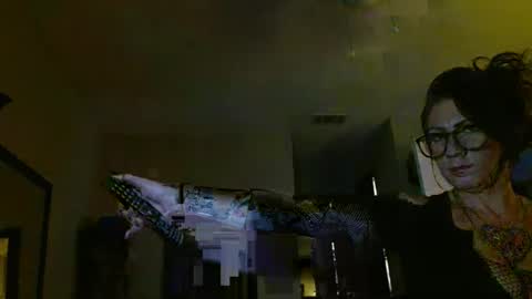 Jade1886 online show from 02-14-25, 10:49