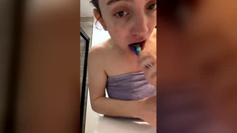 jademonroe0522 online show from 06-04-26, 10:54