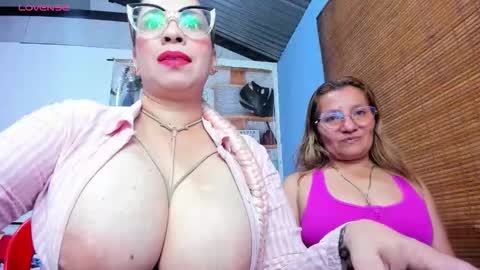 JADEMOOMS online show from 11-08-25, 12:11