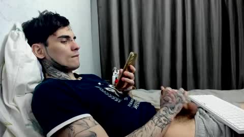 Snapshot of jadenow chatting on 06-10-26, 10:41 Jade online show from 06-10-26, 10:41