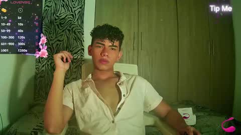 javi15  online show from 12-05-24, 03:37