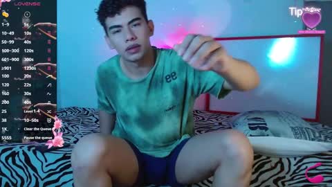 javi15  online show from 09-12-25, 07:08