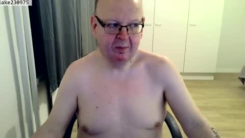 Snapshot of jake230975 chatting on 05-05-26, 07:44 Jake2309 online show from 05-05-26, 07:44