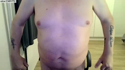 Snapshot of jake230975 chatting on 05-07-26, 07:41 Jake2309 online show from 05-07-26, 07:41