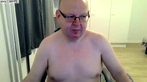 Snapshot of jake230975 chatting on 06-22-26, 07:11 Jake2309 online show from 06-22-26, 07:11