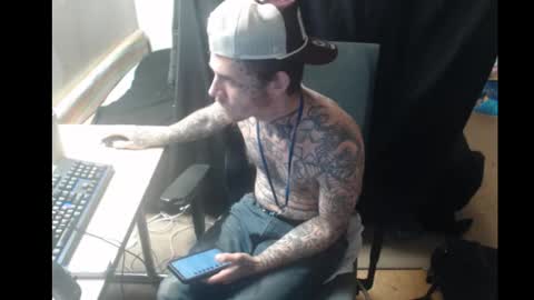 showingitoff online show from 11-26-25, 02:34