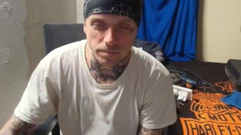 showingitoff online show from 01-07-26, 03:20