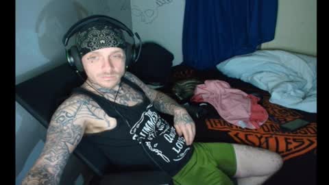 showingitoff online show from 02-11-26, 06:51