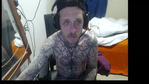 Snapshot of jake265897 chatting on 06-23-26, 04:43 showingitoff online show from 06-23-26, 04:43