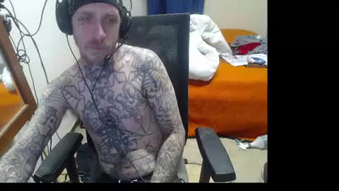 Snapshot of jake265897 chatting on 06-25-26, 07:02 showingitoff online show from 06-25-26, 07:02