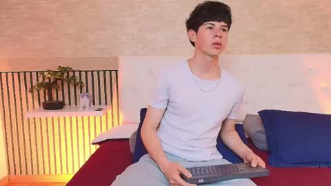 Snapshot of jake_cruzz chatting on 05-04-26, 03:35 Jake online show from 05-04-26, 03:35