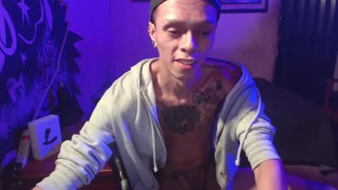 Snapshot of jake_js1 chatting on 12-12-24, 02:37 JakeRam online show from 12-12-24, 02:37