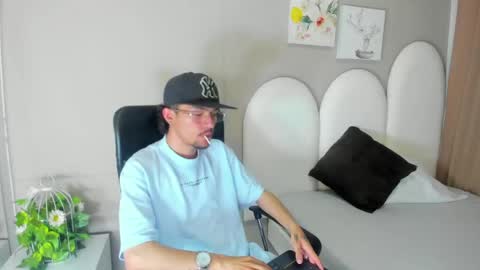 Jake  online show from 05-01-26, 07:18