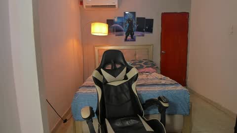 Snapshot of jake_pons chatting on 12-02-24, 02:42 Jake Pons online show from 12-02-24, 02:42