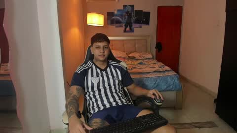 Snapshot of jake_pons chatting on 01-08-25, 01:53 Jake Pons online show from 01-08-25, 01:53