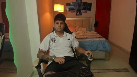 Snapshot of jake_pons chatting on 01-11-25, 04:48 Jake Pons online show from 01-11-25, 04:48