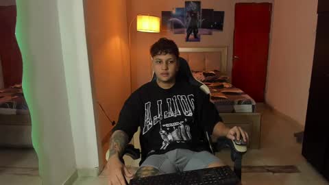 Snapshot of jake_pons chatting on 02-09-25, 06:58 Jake Pons online show from 02-09-25, 06:58