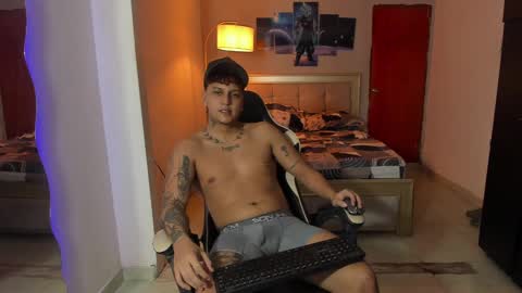 Snapshot of jake_pons chatting on 02-09-25, 10:00 Jake Pons online show from 02-09-25, 10:00