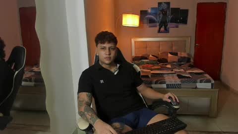 Snapshot of jake_pons chatting on 02-15-25, 03:52 Jake Pons online show from 02-15-25, 03:52