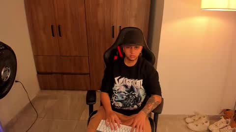 Snapshot of jake_pons chatting on 01-14-26, 09:59 Jake Pons online show from 01-14-26, 09:59