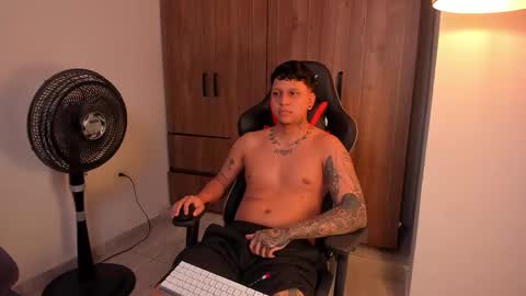 Snapshot of jake_pons chatting on 03-05-26, 08:32 Jake Pons online show from 03-05-26, 08:32