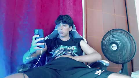 Snapshot of jake_tripp__ chatting on 02-08-26, 03:32 jake online show from 02-08-26, 03:32