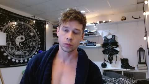 Jake online show from 03-04-26, 03:34