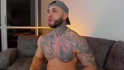 Snapshot of jakeortega chatting on 02-10-25, 08:20 Jake Orthega online show from 02-10-25, 08:20