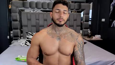 my name is sebas If you come here dont hesitate to say hello Im a guy who really likes having conversations and having hot online show from 12-18-25, 02:56