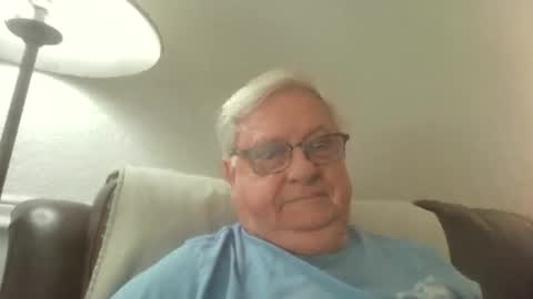 Snapshot of jam65 chatting on 10-26-25, 03:07 jam65 online show from 10-26-25, 03:07