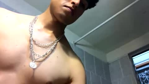 Snapshot of james2002og chatting on 11-08-25, 07:12 james2002og online show from 11-08-25, 07:12