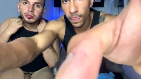 Snapshot of james_and_max chatting on 03-07-25, 01:09 james_and_max online show from 03-07-25, 01:09