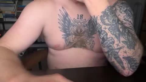 Snapshot of jamesbuilt chatting on 05-18-26, 02:40 jamesbuilt online show from 05-18-26, 02:40