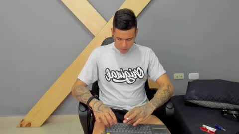 Snapshot of jamesinked_ chatting on 12-27-24, 06:53 Jamesinked  online show from 12-27-24, 06:53