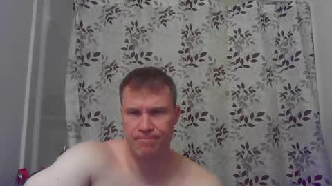 Snapshot of jamesjewels chatting on 02-06-25, 03:59 jamesjewels online show from 02-06-25, 03:59