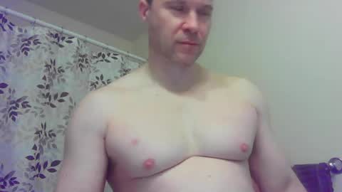 Snapshot of jamesjewels chatting on 02-16-25, 03:27 jamesjewels online show from 02-16-25, 03:27