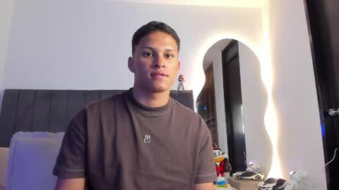 Snapshot of jamesowenn chatting on 05-07-26, 06:19 James Owenn online show from 05-07-26, 06:19